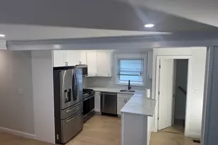 17 Chery St, Medford, MA 02155 - Photo 4