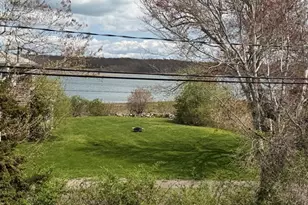 12 Dupont Dr, Mattapoisett, MA 02739 - Photo 6