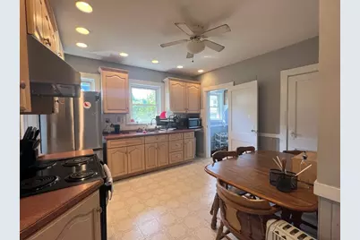 39 Park St #2, Quincy, MA 02170 - Photo 2