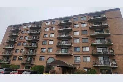 200 Locust St #303, Lynn, MA 01904 - Photo 2