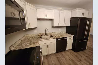 200 Locust St #303, Lynn, MA 01904 - Photo 6