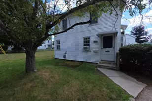 27 Cross St, Grafton, MA 01560 - Photo 12