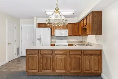 26 Greenleaves Dr #602, Amherst, MA 01002 - Photo 6