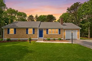 29 Timber Ln, Dennis, MA 02641 - Photo 2