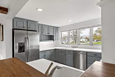 539 Maple Ave, Swansea, MA 02777 - Photo 18