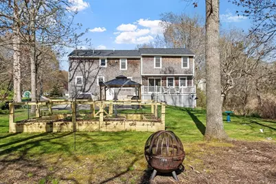 22 Fairfield Dr, Wareham, MA 02571 - Photo 4