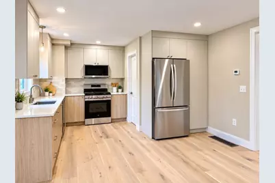 562 Gorham Street #01, Lowell, MA 01852 - Photo 2