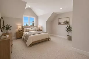 562 Gorham St, Lowell, MA 01852 - Photo 10