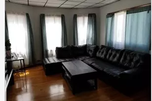 125 Hamilton St, Worcester, MA 01604 - Photo 8