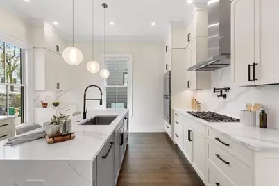 160 Norfolk St #A, Cambridge, MA 02139 - Photo 4