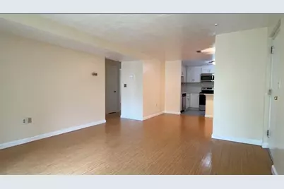 354 Neponset St #E, Canton, MA 02135 - Photo 8