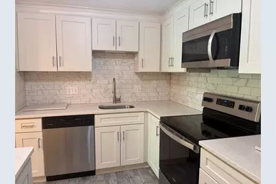 354 Neponset St #E, Canton, MA 02135 - Photo 4