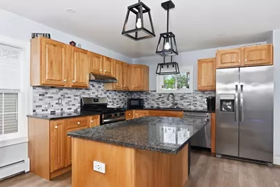 31 Wilbur, Taunton, MA 02780 - Photo 12