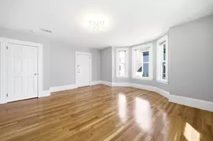 29 Hanson St, Somerville, MA 02143 - Photo 12