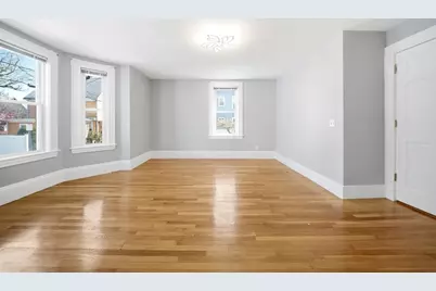 29 Hanson St #1, Somerville, MA 02143 - Photo 8
