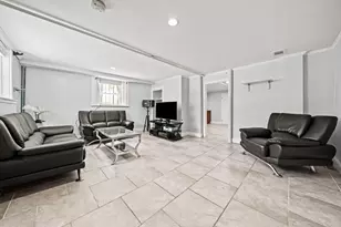 29 Hanson St, Somerville, MA 02143 - Photo 30