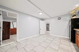 29 Hanson St, Somerville, MA 02143 - Photo 32