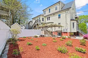 29 Hanson St, Somerville, MA 02143 - Photo 1