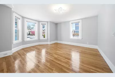 29 Hanson St #1, Somerville, MA 02143 - Photo 8