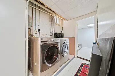 29 Hanson St #1, Somerville, MA 02143 - Photo 36