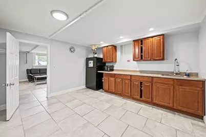 29 Hanson St #1, Somerville, MA 02143 - Photo 32