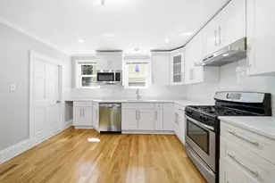 29 Hanson St, Somerville, MA 02143 - Photo 18