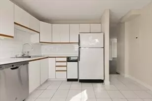 3920 Mystic Valley Pkwy, Medford, MA 02155 - Photo 10