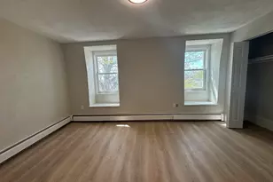 685 E 7th St, Boston, MA 02127 - Photo 6