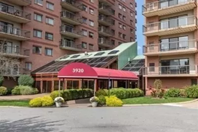 3920 Mystic Valley Pkwy #613, Medford, MA 02155 - Photo 1