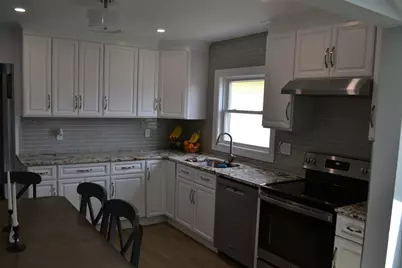 198 Bolton St, New Bedford, MA 02740 - Photo 8