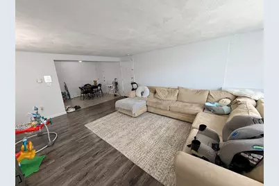 261 Boston Post Rd E #3, Marlborough, MA 01752 - Photo 4