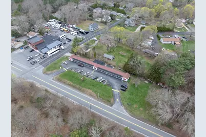 1148 American Legion Hwy, Westport, MA 02790 - Photo 10