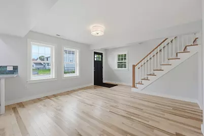 33 Jefferson, East Providence, RI 02915 - Photo 6