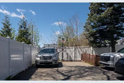 36 Laurel Street #1, Somerville, MA 02143 - Photo 32
