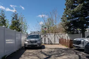 36 Laurel St, Somerville, MA 02143 - Photo 32