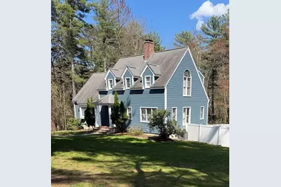 31 Webb St, Middleton, MA 01949 - Photo 1
