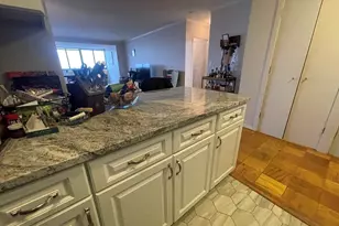 8 Whittier Pl, Boston, MA 02114 - Photo 8