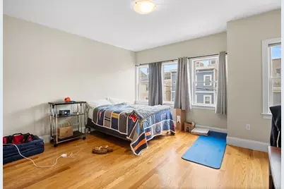 157 W 6th St #A, Boston, MA 02127 - Photo 8