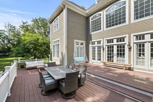 Six Ashley Ct, Lynnfield, MA 01940 - Photo 4