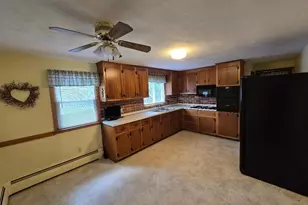 12 Charles St, Douglas, MA 01516 - Photo 10