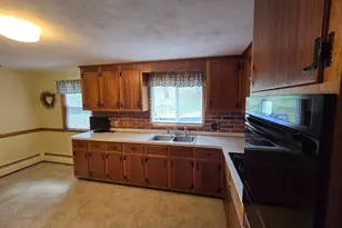 12 Charles St, Douglas, MA 01516 - Photo 12