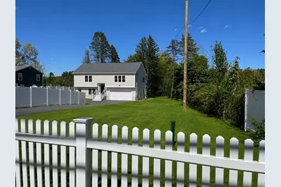 272 S Main St, Hopedale, MA 01747 - Photo 4