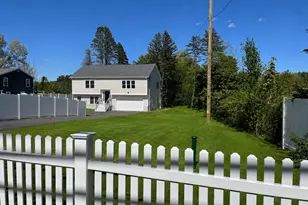 272 S Main St, Hopedale, MA 01747 - Photo 4