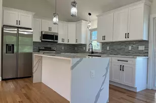 272 S Main St, Hopedale, MA 01747 - Photo 10