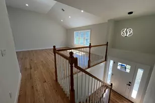 272 S Main St, Hopedale, MA 01747 - Photo 6