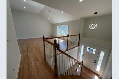 272 S Main St, Hopedale, MA 01747 - Photo 6