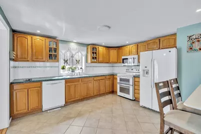 3 Harness Dr, Falmouth, MA 02536 - Photo 10
