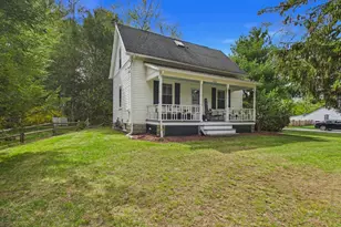 311 Newman Ave, Seekonk, MA 02771 - Photo 2