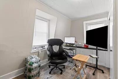 142 Hamilton St, Southbridge, MA 01550 - Photo 18