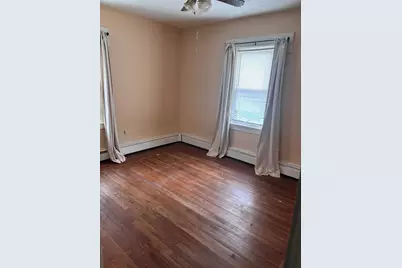 349 Oak St, Clinton, MA 01510 - Photo 4
